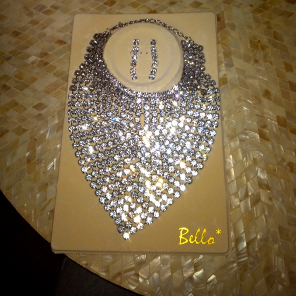 Extra- BLING-Y Necklace & Earrings Set